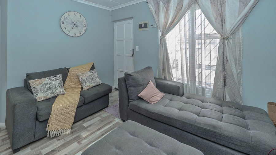 2 Bedroom Property for Sale in Sunset Glen Western Cape